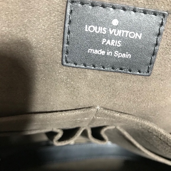 💥NEW💥 LOUIS VUITTON EPI MESSENGER BAG - Picture 8 of 14